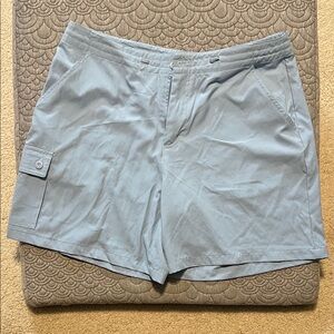 Weatherproof Women's Cargo Shorts in Light Gray